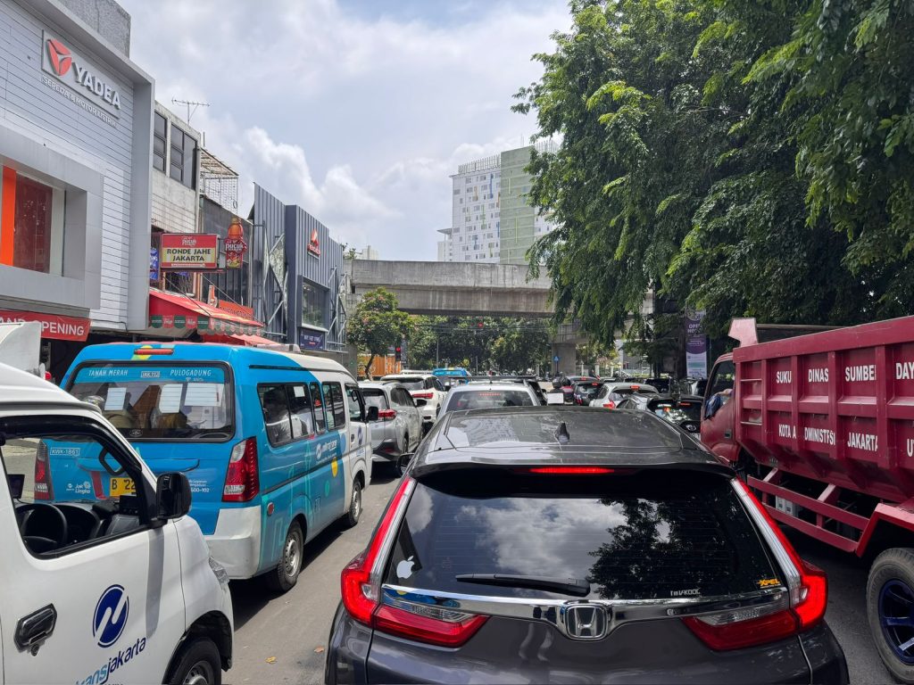Billboard Kota Bekasi: Solusi Iklan Tepat di Tengah Kemacetan
